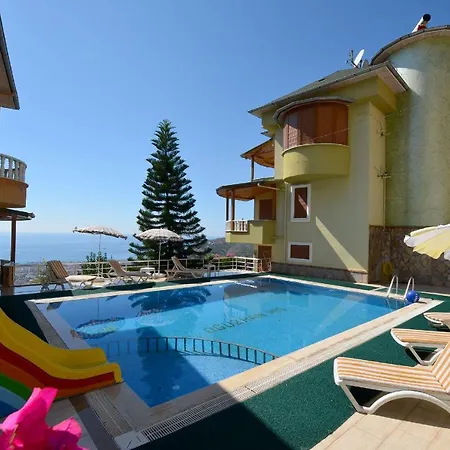 Vila Luks Bektas 3 *